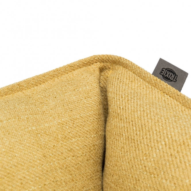 Trixie Bett Talis