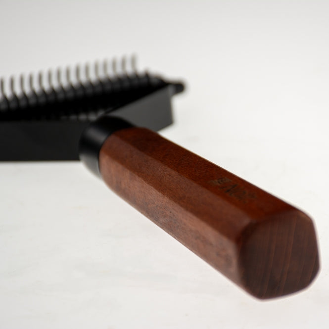 EBI Noir Japandi Trimmstriegel mit Klingen