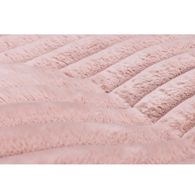 Designed by Lotte Hundebett Reza – rund