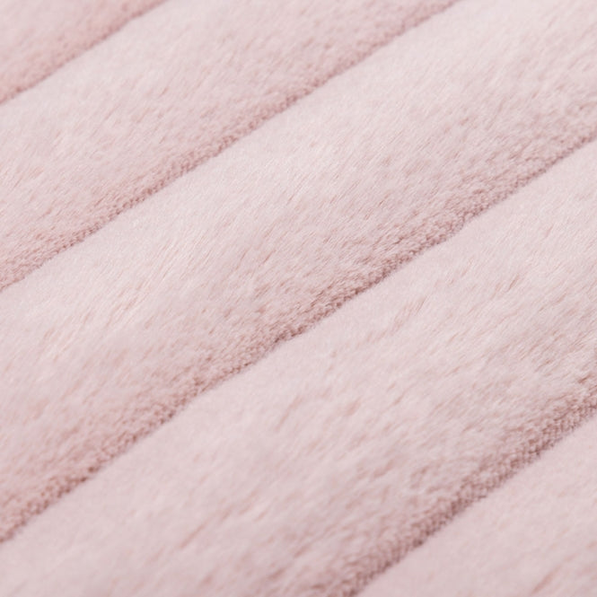Designed by Lotte Hundekissen Reza