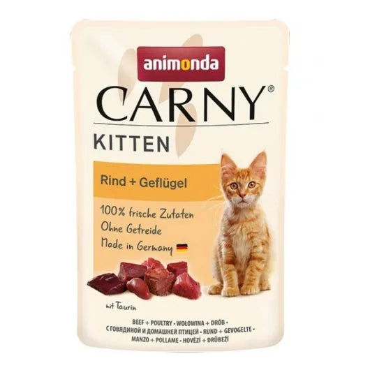 Fleischreiches Kitten-Menü mit Rind, Hühnchenleber sowie Puten- und Entenherzen für eine optimale Versorgung junger Katzen im ersten Lebensjahr.