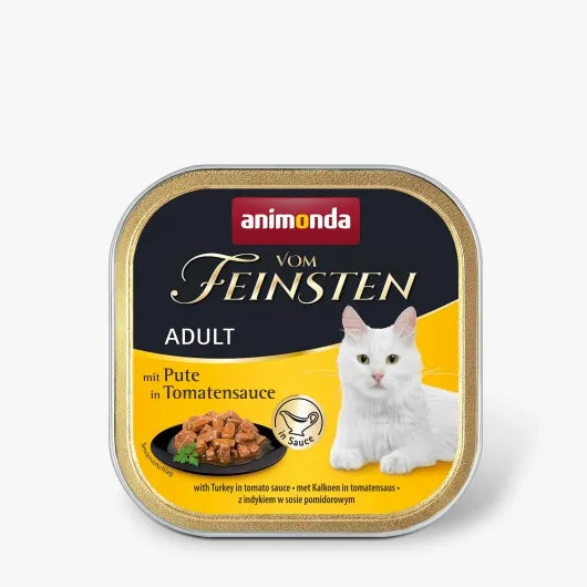 Zarte Bröckchen mit Huhn, Schwein und Pute in reichhaltiger Sauce, verfeinert mit Tomaten für besonders saftigen Genuss und hohe Akzeptanz.