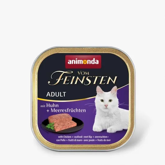 Feines Nassfutter mit zartem Huhn, aromatischem Meeresfisch und Krabben für ausgewachsene Katzen, die Fleisch- und Meeresaromen gleichermaßen lieben – erhältlich in der praktischen 100 g Schale.