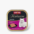 Feines Senior-Nassfutter mit aromatischem Lamm und zarter Rezeptur für Katzen ab 7 Jahren, das Genuss und altersgerechte Ernährung vereint – erhältlich in der praktischen 100 g Schale.