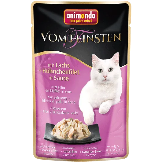 Feiner Lachs mit zartem Hühnchenfilet für natürlichen Fischgenuss und eine besonders aromatische Mahlzeit für anspruchsvolle Katzen.