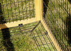 Holz Freilaufgehege + Ausbruchsperre & Gitterabdeckung
